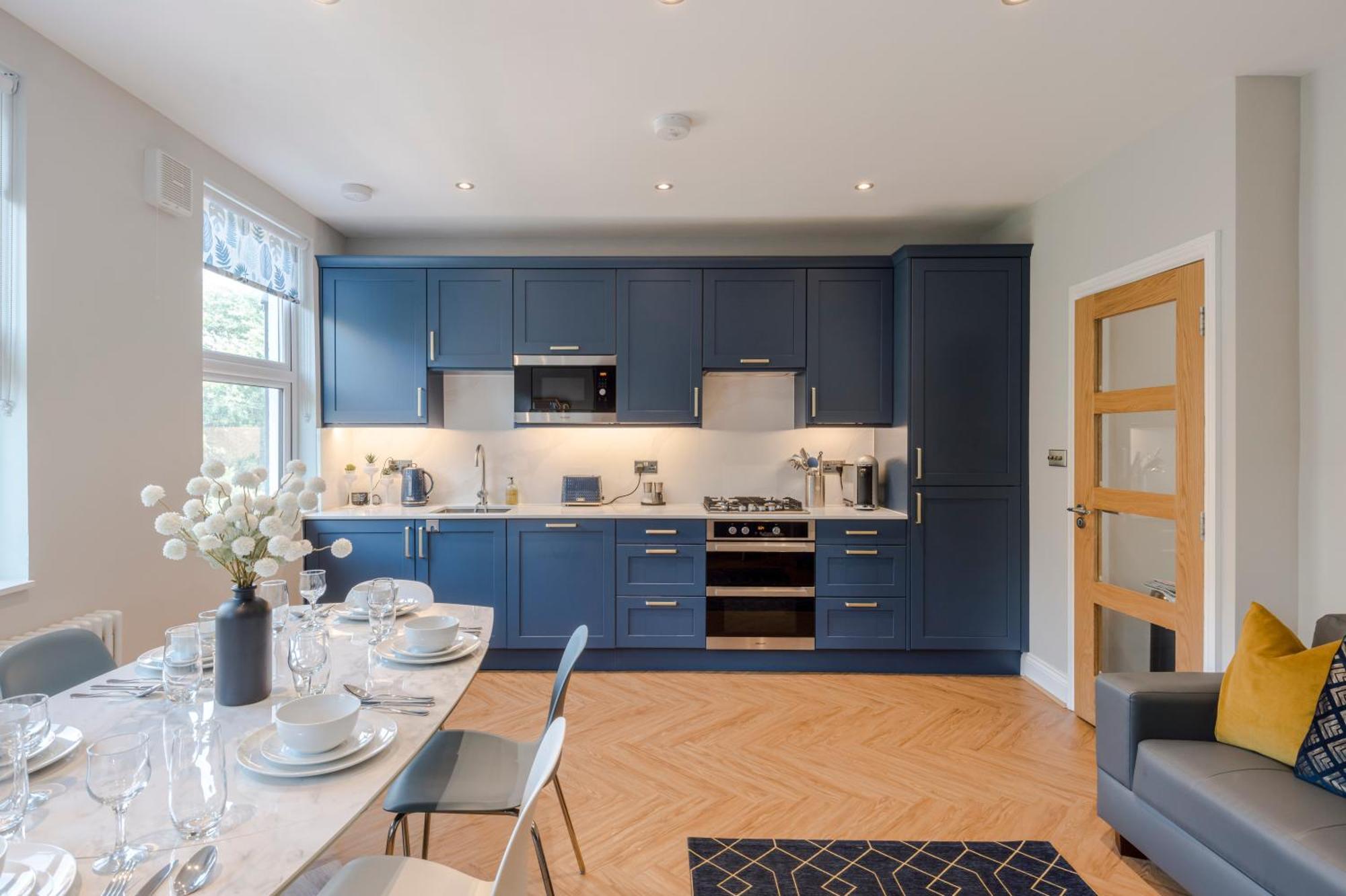 Stunning 3 Bed Duplex Apartment In The Heart Of West Hampstead Londres Exterior foto
